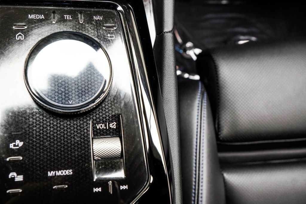 2026 BMW 5 Series 550e xDrive