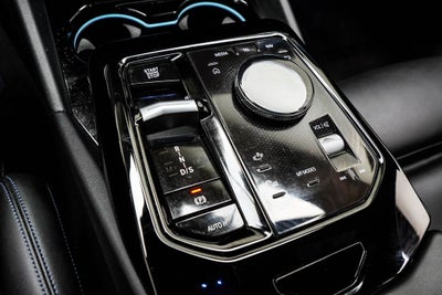 2026 BMW 5 Series 550e xDrive