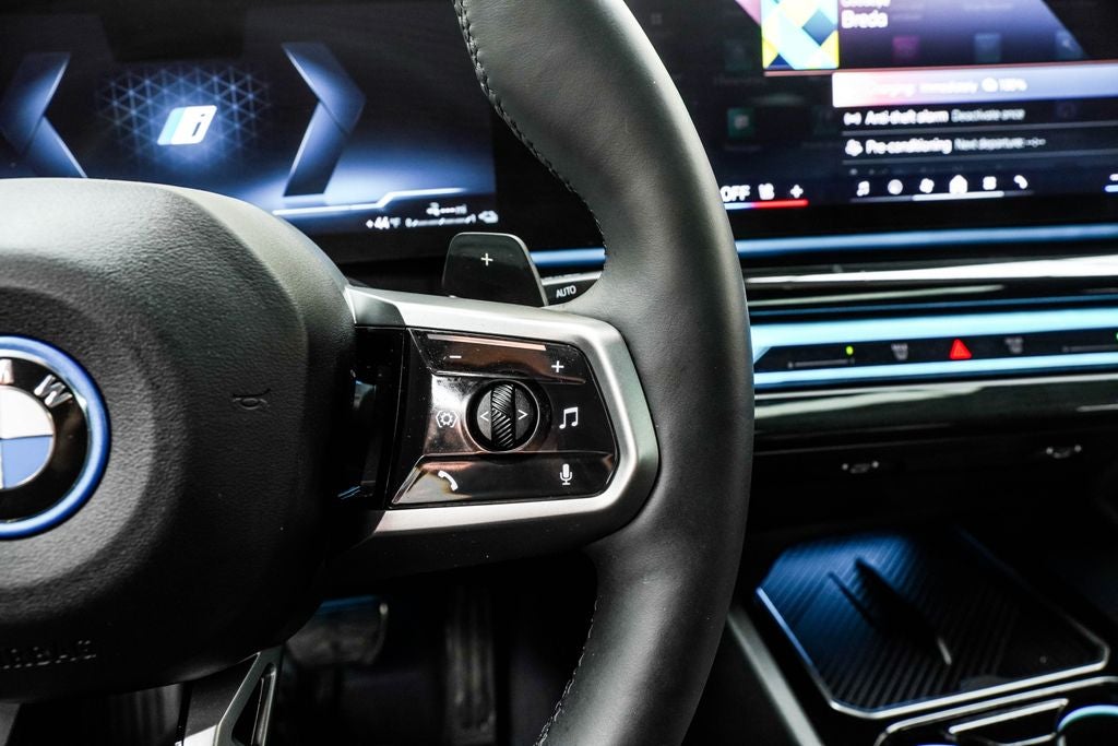 2026 BMW 5 Series 550e xDrive