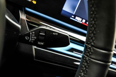 2026 BMW 5 Series 550e xDrive