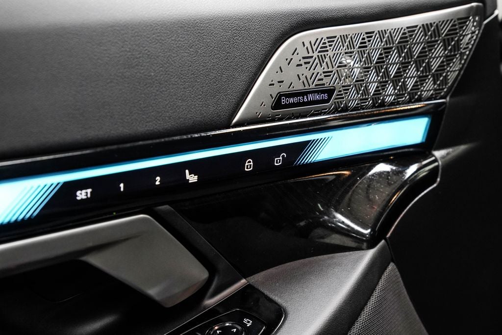 2026 BMW 5 Series 550e xDrive