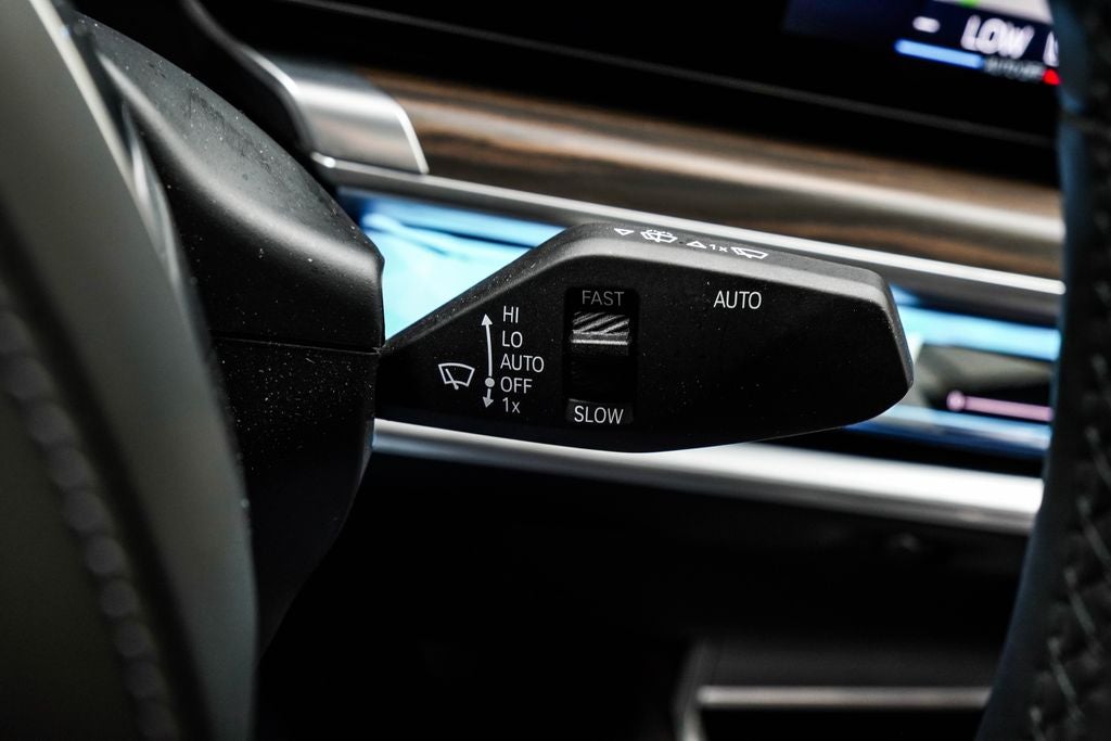 2025 BMW 7 Series 740i xDrive