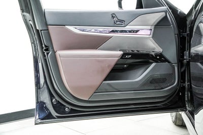 2025 BMW 7 Series 740i xDrive