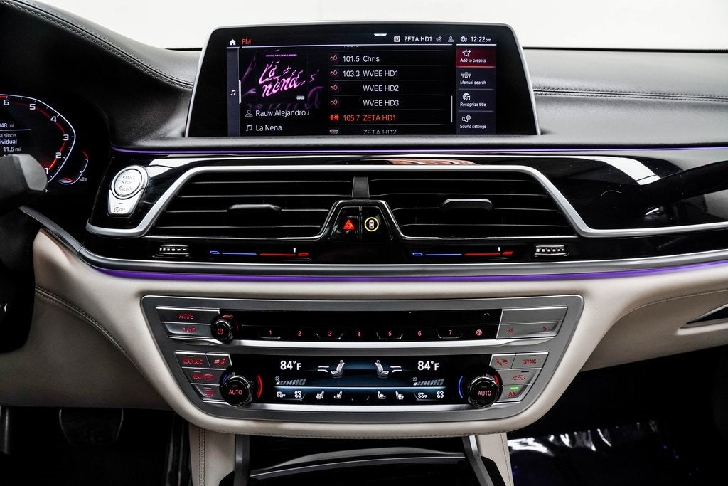 2022 BMW 7 Series M760i
