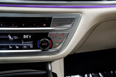 2022 BMW 7 Series M760i