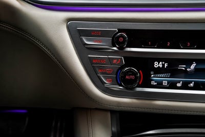 2022 BMW 7 Series M760i