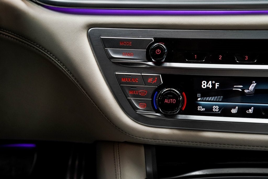 2022 BMW 7 Series M760i