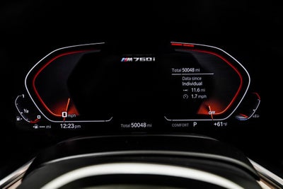 2022 BMW 7 Series M760i