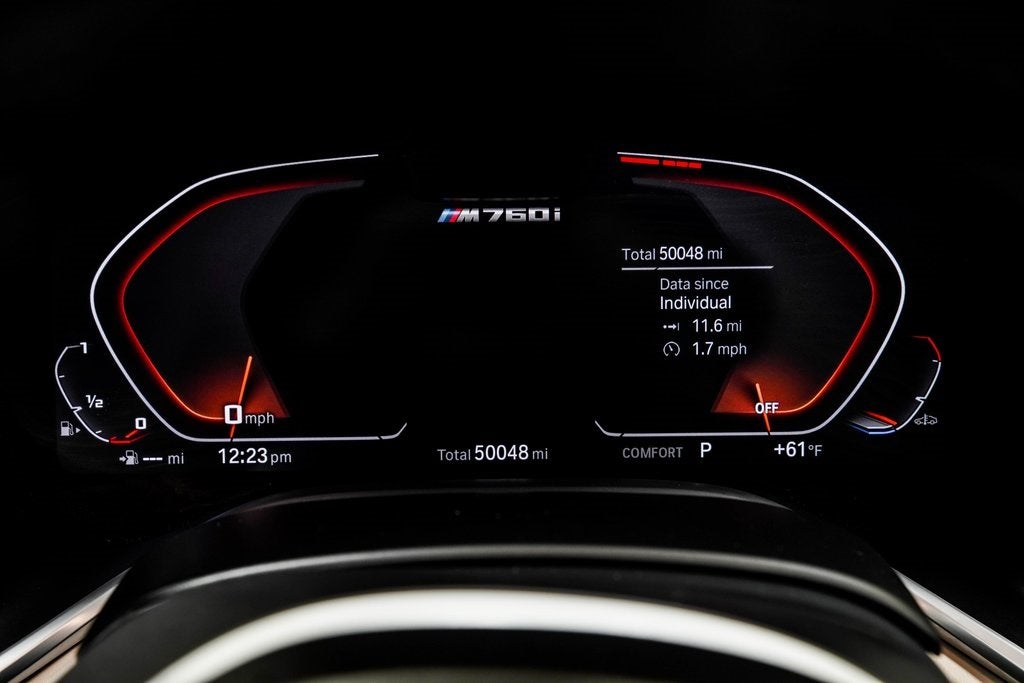 2022 BMW 7 Series M760i