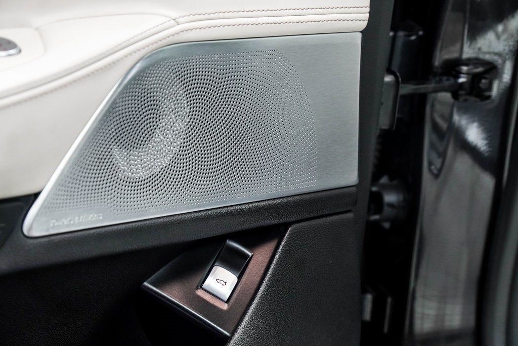 2022 BMW 7 Series M760i