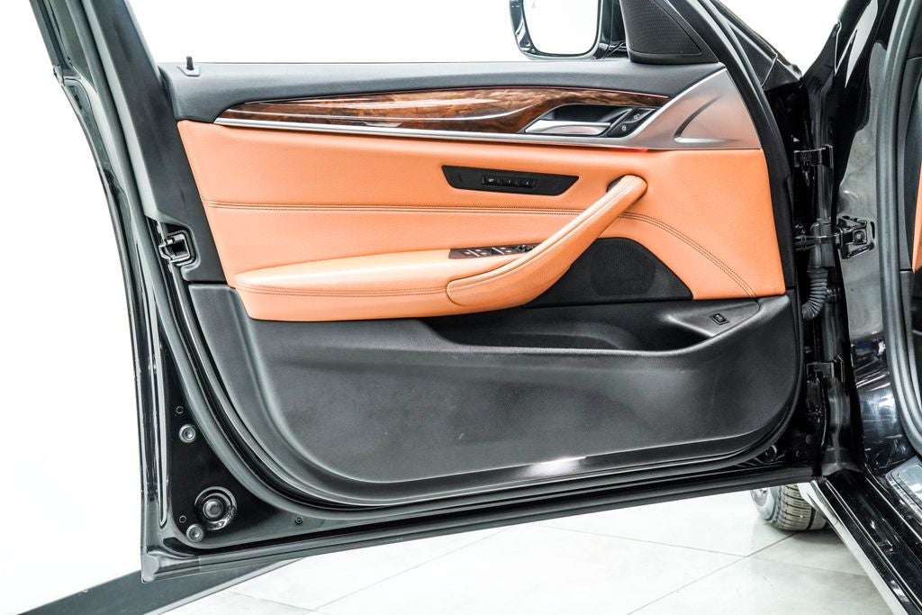 2017 BMW 5 Series 540i xDrive