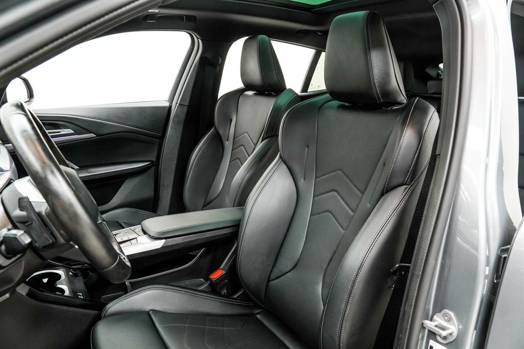 2025 BMW X2 xDrive28i