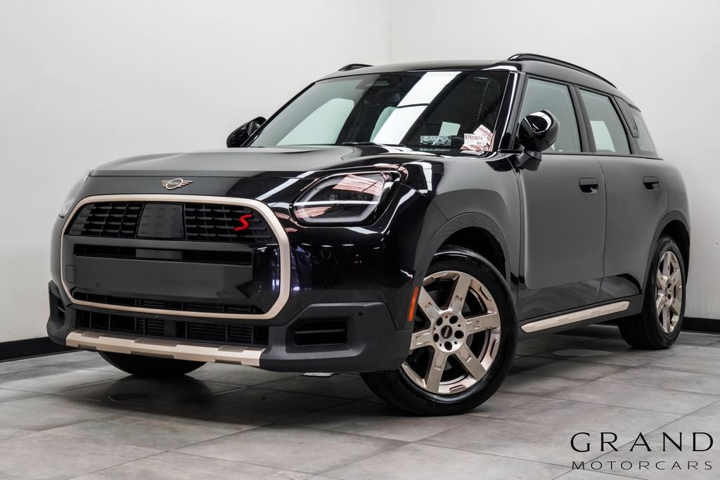 2025 MINI Cooper S Countryman Signature Plus