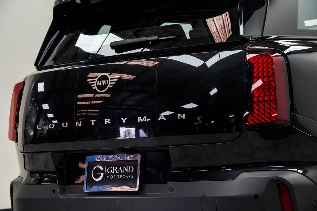 2025 MINI Cooper S Countryman Signature Plus