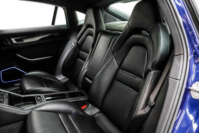 2020 Porsche Panamera Base