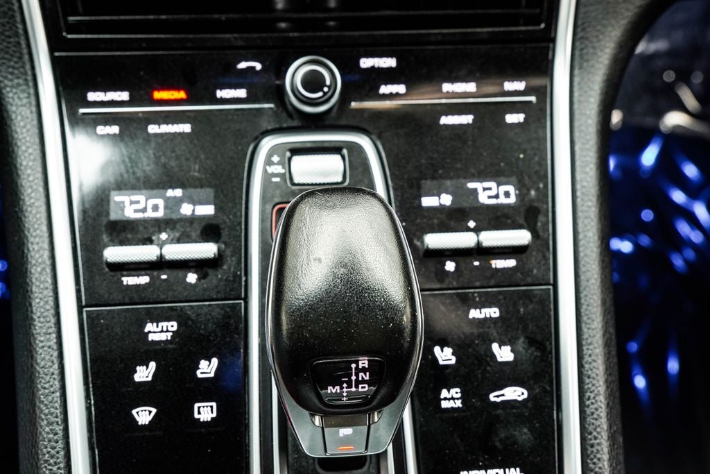 2020 Porsche Panamera Base