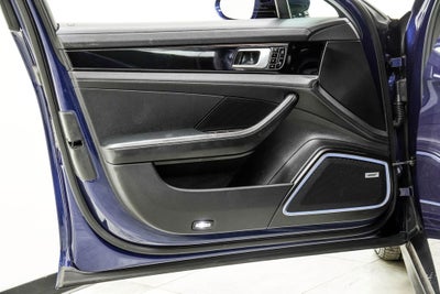 2020 Porsche Panamera Base