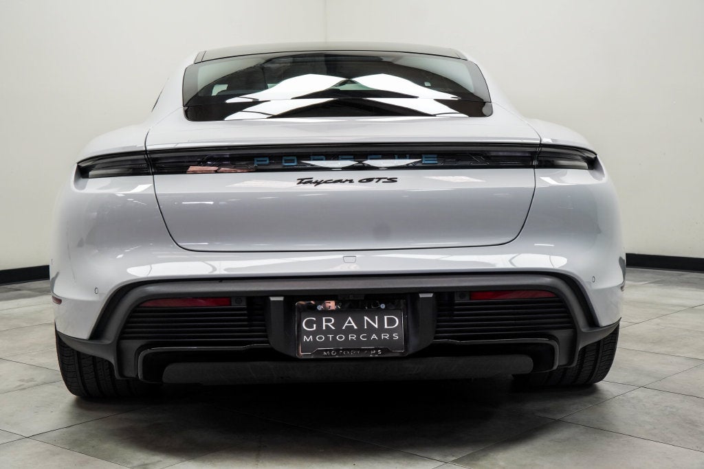 2022 Porsche Taycan GTS