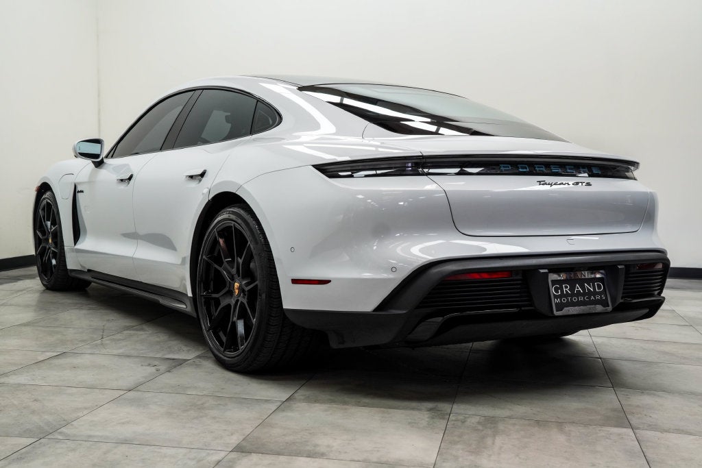 2022 Porsche Taycan GTS