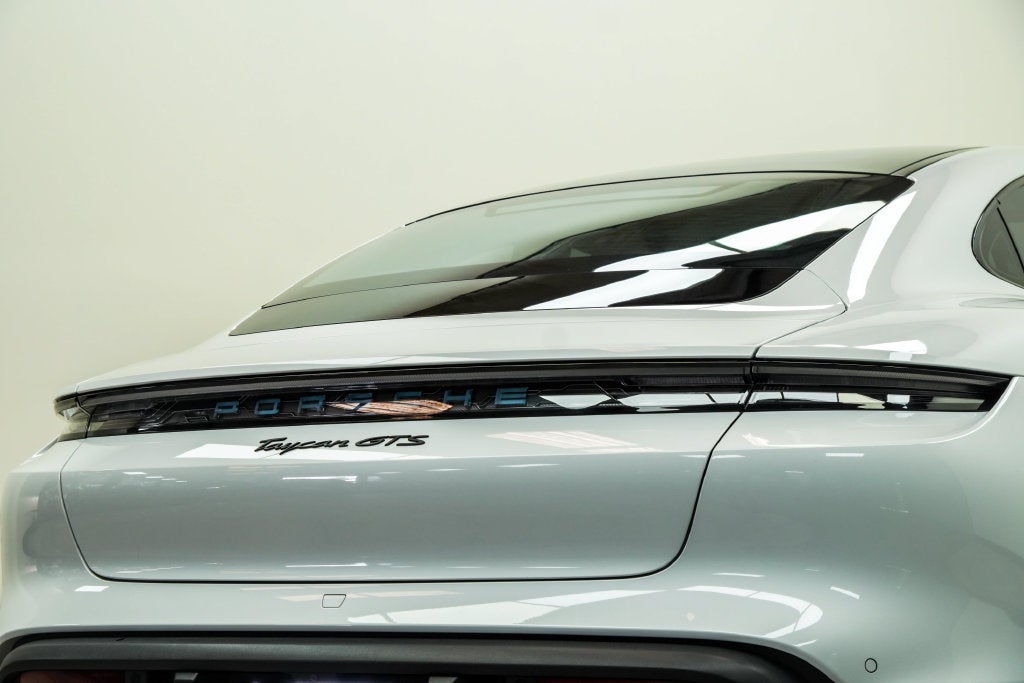 2022 Porsche Taycan GTS