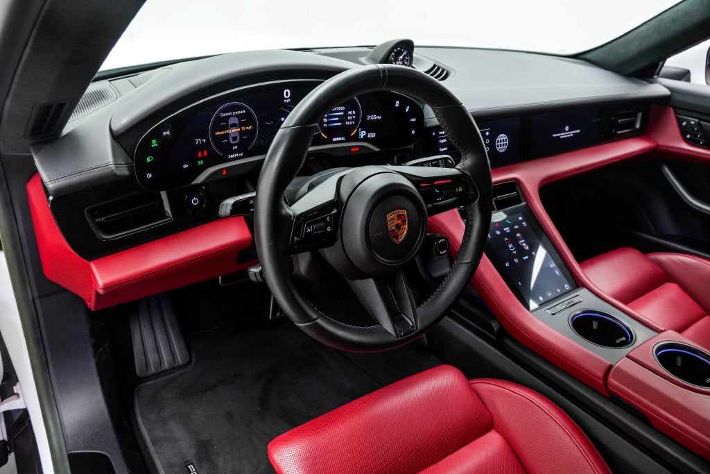 2022 Porsche Taycan GTS