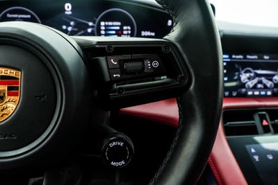 2022 Porsche Taycan GTS
