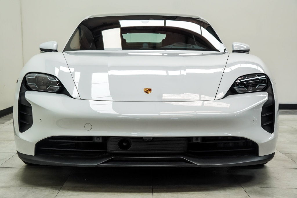 2022 Porsche Taycan GTS