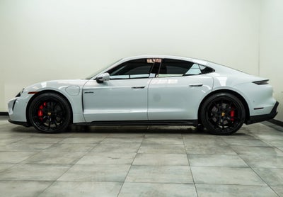 2022 Porsche Taycan GTS
