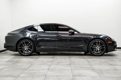 2023 Porsche Panamera 4 Platinum Edition