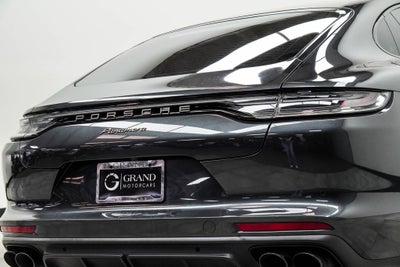 2023 Porsche Panamera 4 Platinum Edition