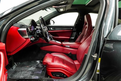 2023 Porsche Panamera 4 Platinum Edition