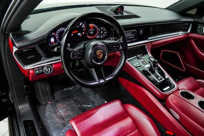 2023 Porsche Panamera 4 Platinum Edition