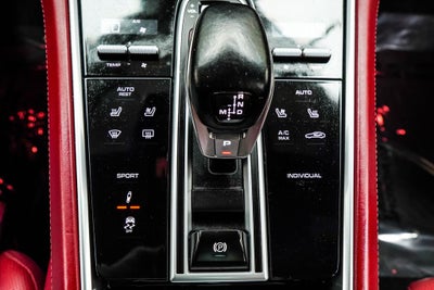 2023 Porsche Panamera 4 Platinum Edition