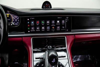 2023 Porsche Panamera 4 Platinum Edition