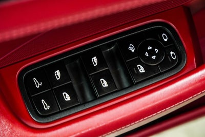 2023 Porsche Panamera 4 Platinum Edition