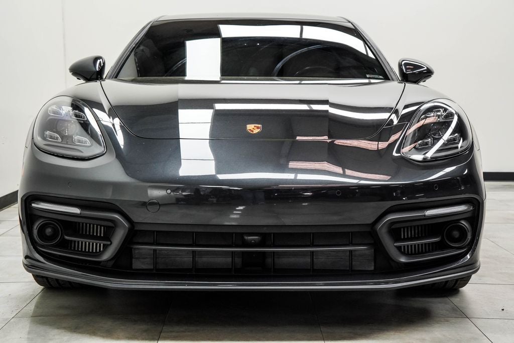 2023 Porsche Panamera 4 Platinum Edition
