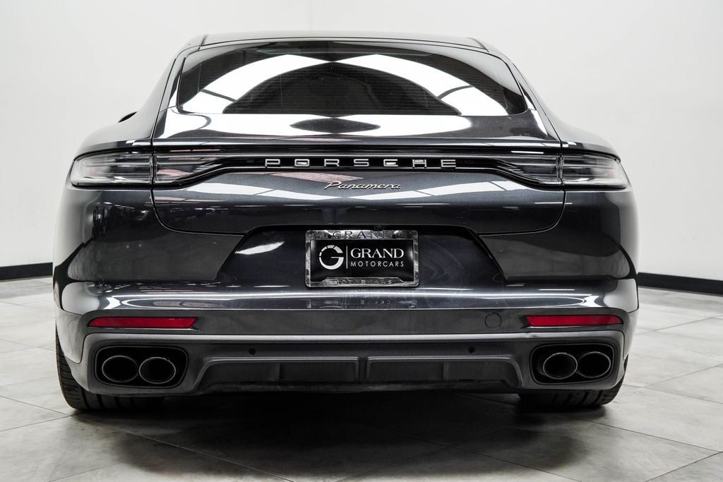 2023 Porsche Panamera 4 Platinum Edition