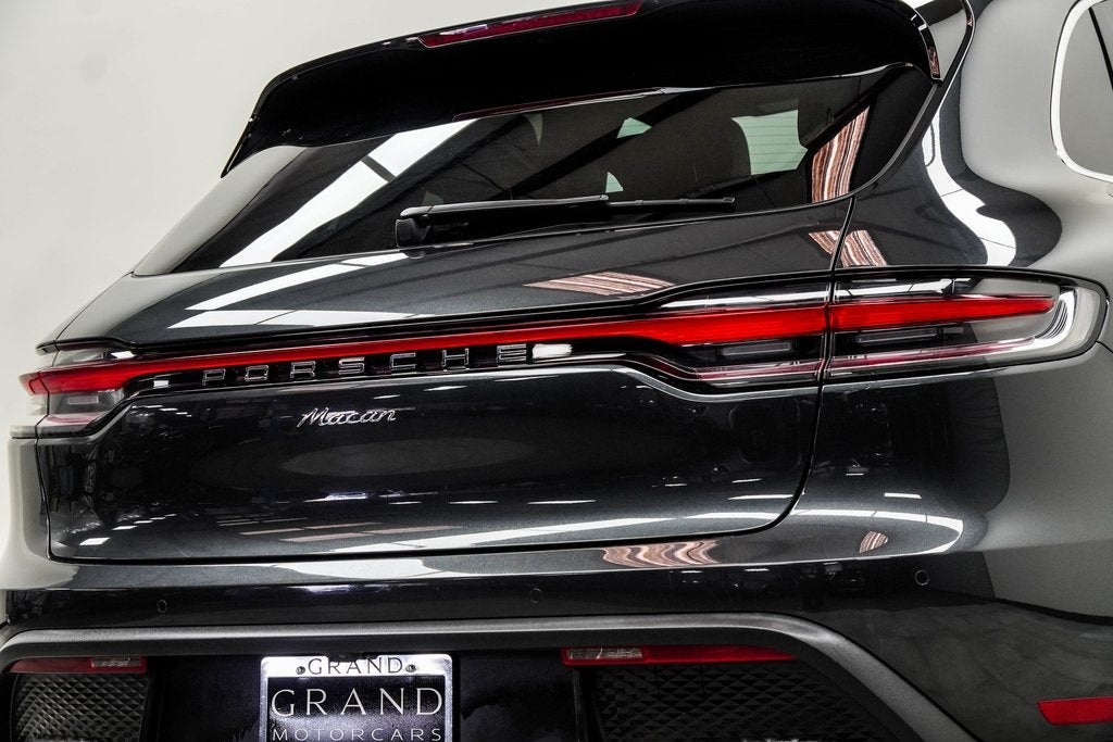 2024 Porsche Macan T
