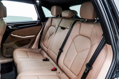 2024 Porsche Macan T