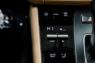 2024 Porsche Macan T