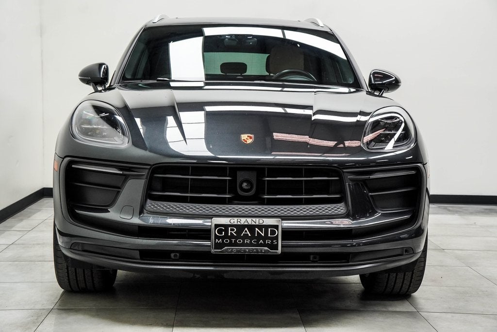 2024 Porsche Macan T