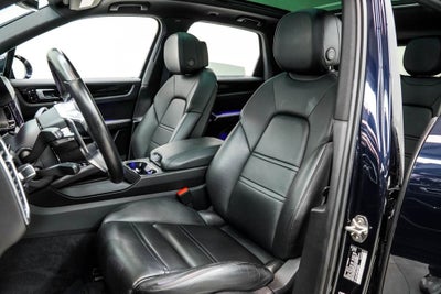 2021 Porsche Cayenne Base