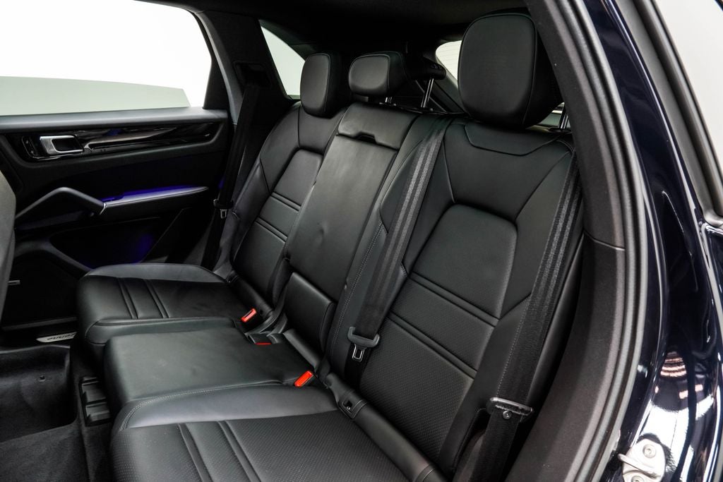 2021 Porsche Cayenne Base
