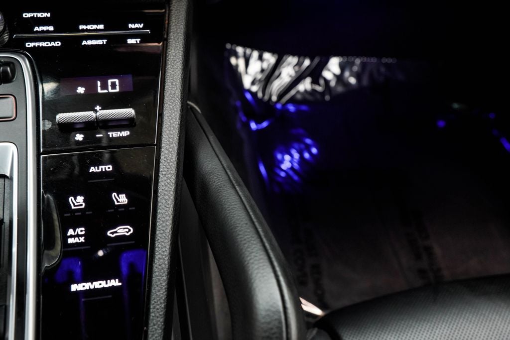 2021 Porsche Cayenne Base