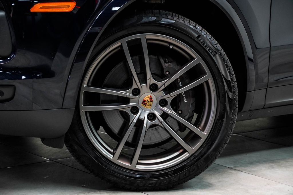 2021 Porsche Cayenne Base