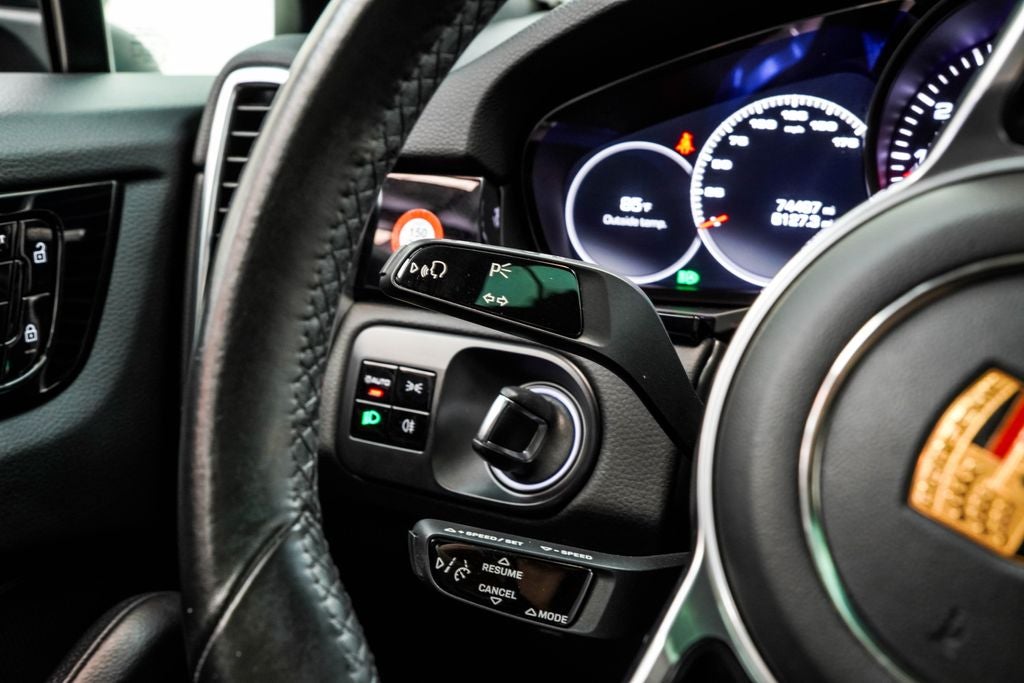 2021 Porsche Cayenne Base