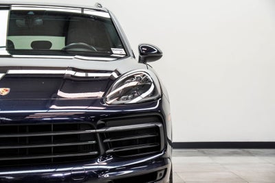 2021 Porsche Cayenne Base