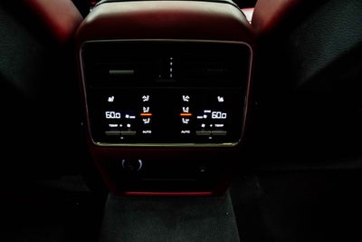 2022 Porsche Cayenne S Platinum Edition