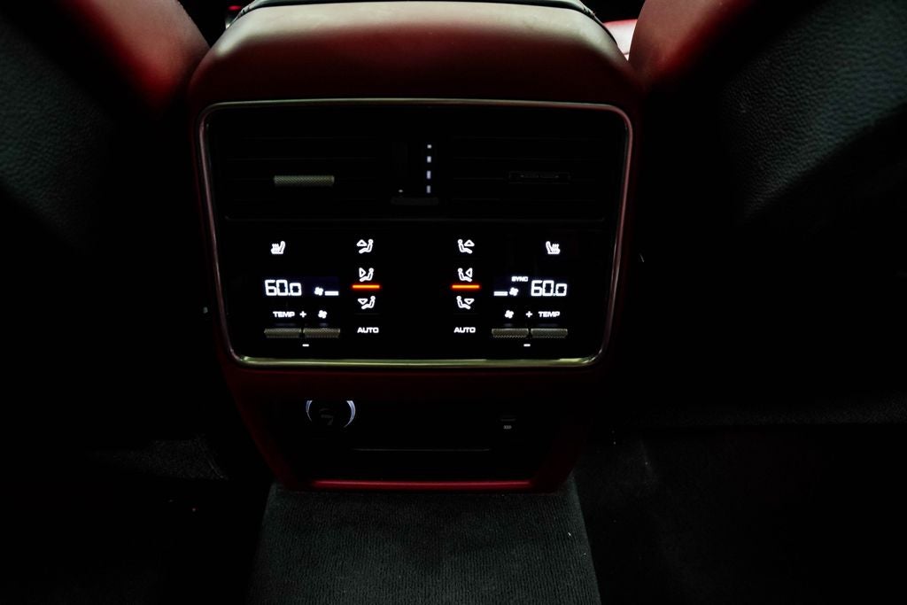 2022 Porsche Cayenne S Platinum Edition