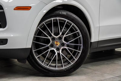 2022 Porsche Cayenne S Platinum Edition